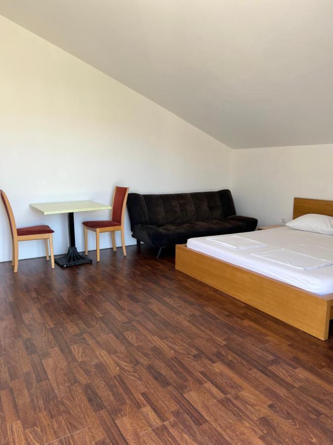 Studio Apartman Cesarica Luaran gambar